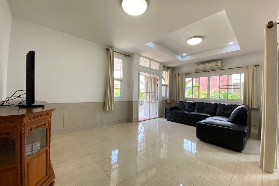 3 bed house for rent or sale in Saraphi