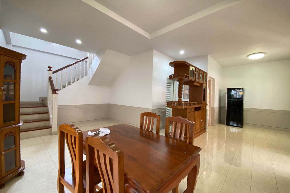 3 bed house for rent or sale in Saraphi