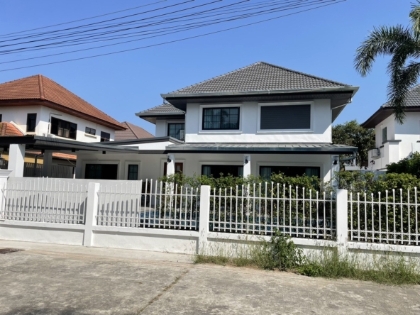 House with Pool at Royal View for sale-SHG-HS484