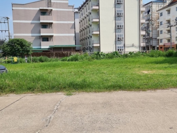 Land for sale behind Chiang Mai Rajabhat University