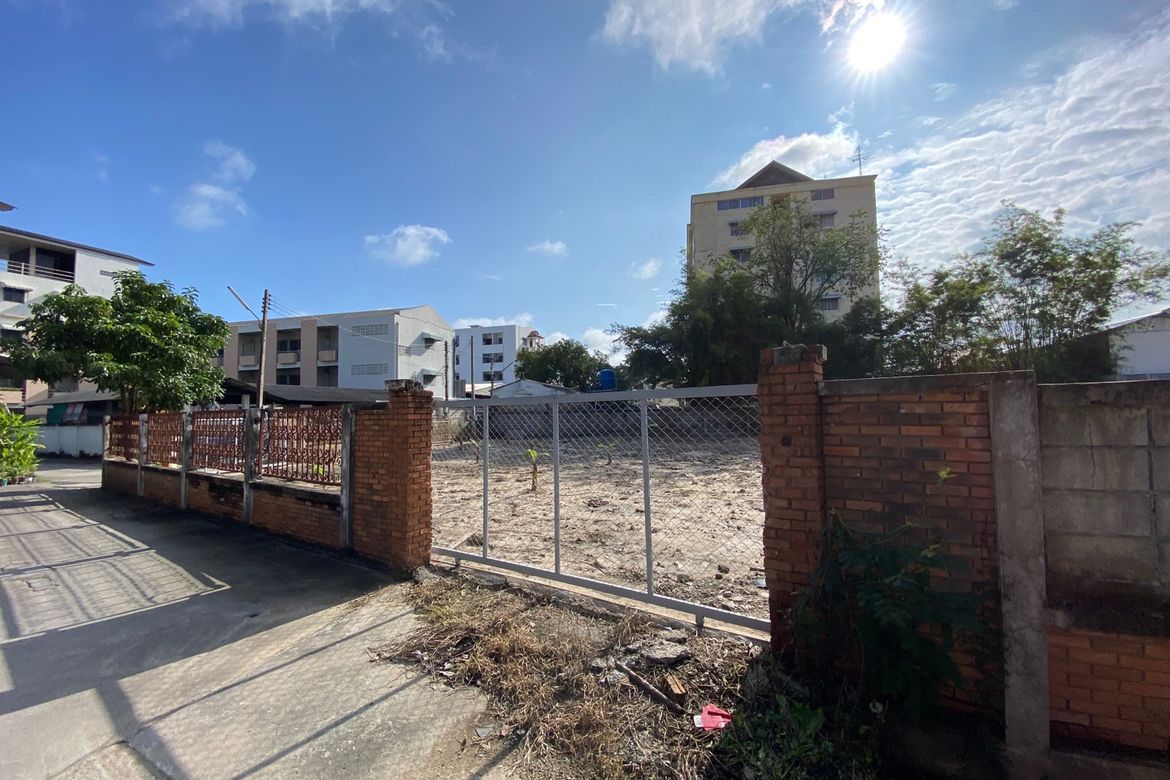 Nice plot of land for sale in Muang Chiang Mai-P-PLS741