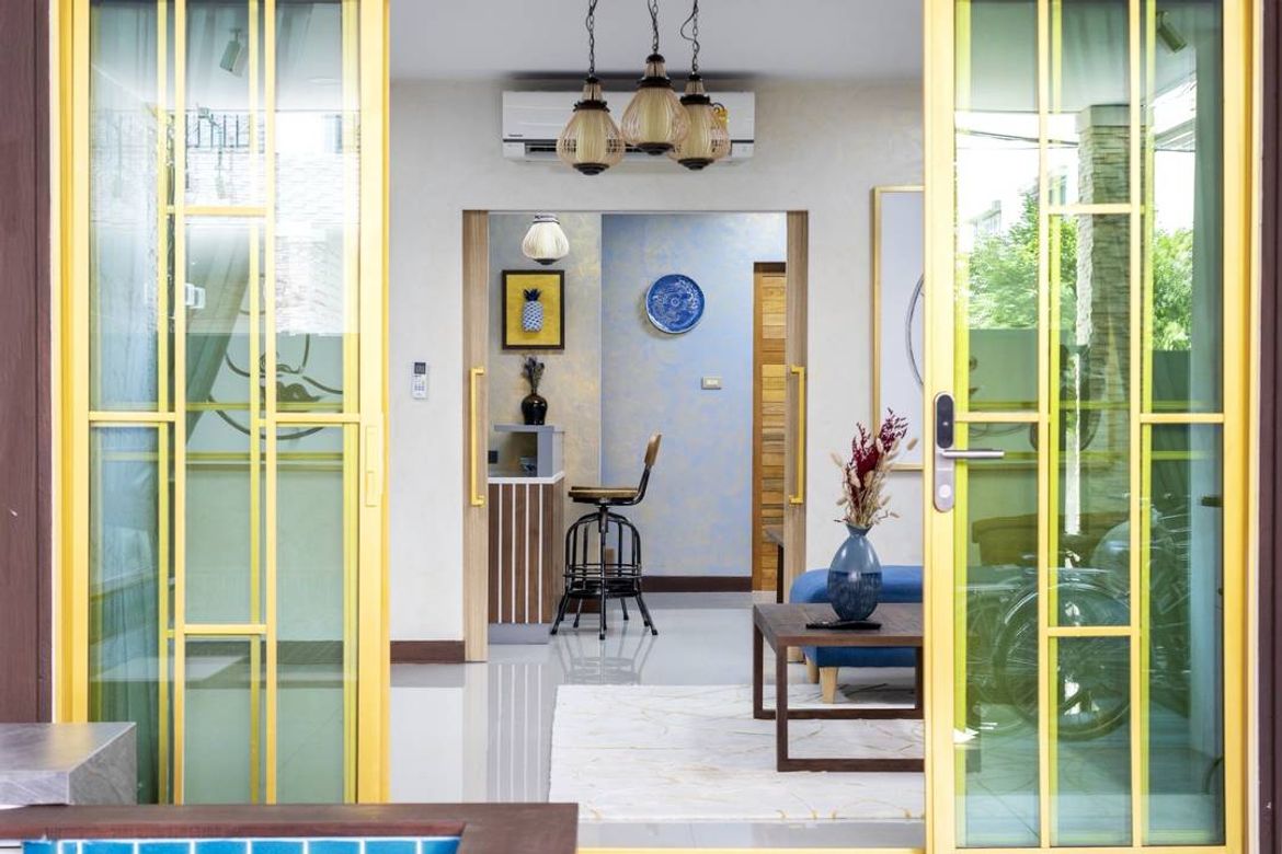 Available for Monthly and Short Term Rent!!  4 bedrooms Modern Stylish Lanna Contemporary Villa & Art Gallery  with Private Swimming pool near Nimman.-CMB-CMB04835