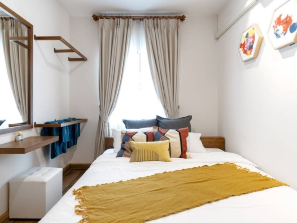 Available for Monthly and Short Term Rent!!  4 bedrooms Modern Stylish Lanna Contemporary Villa & Art Gallery  with Private Swimming pool near Nimman.-CMB-CMB04835