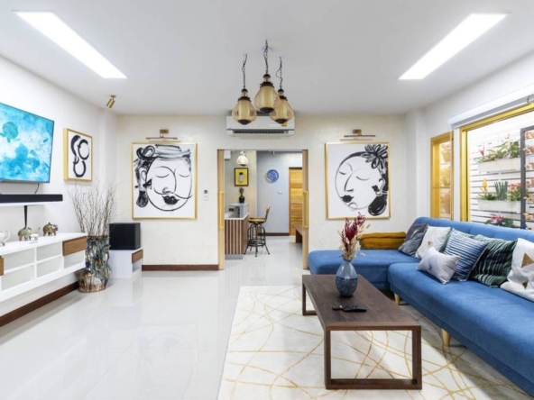 Available for Monthly and Short Term Rent!!  4 bedrooms Modern Stylish Lanna Contemporary Villa & Art Gallery  with Private Swimming pool near Nimman.-CMB-CMB04835