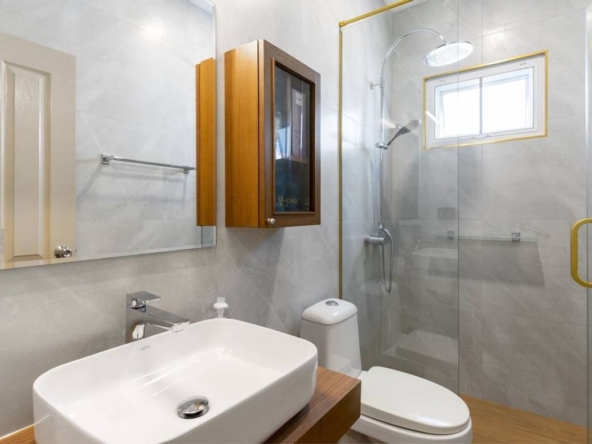 Available for Monthly and Short Term Rent!!  4 bedrooms Modern Stylish Lanna Contemporary Villa & Art Gallery  with Private Swimming pool near Nimman.-CMB-CMB04835