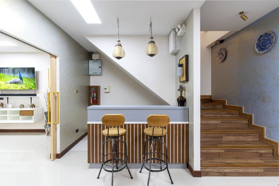 Available for Monthly and Short Term Rent!!  4 bedrooms Modern Stylish Lanna Contemporary Villa & Art Gallery  with Private Swimming pool near Nimman.-CMB-CMB04835