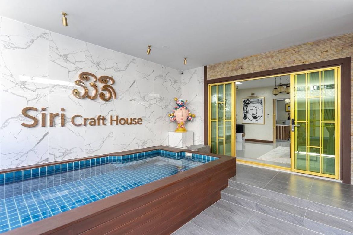 Available for Monthly and Short Term Rent!!  4 bedrooms Modern Stylish Lanna Contemporary Villa & Art Gallery  with Private Swimming pool near Nimman.-CMB-CMB04835