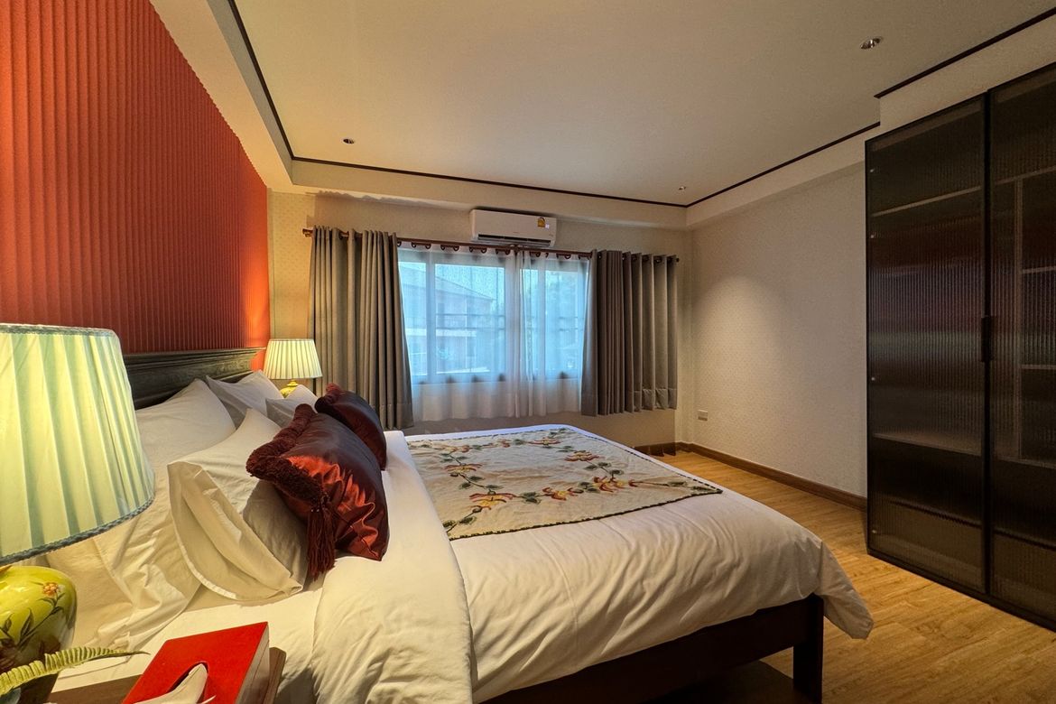 4 bed house for rent in Muang