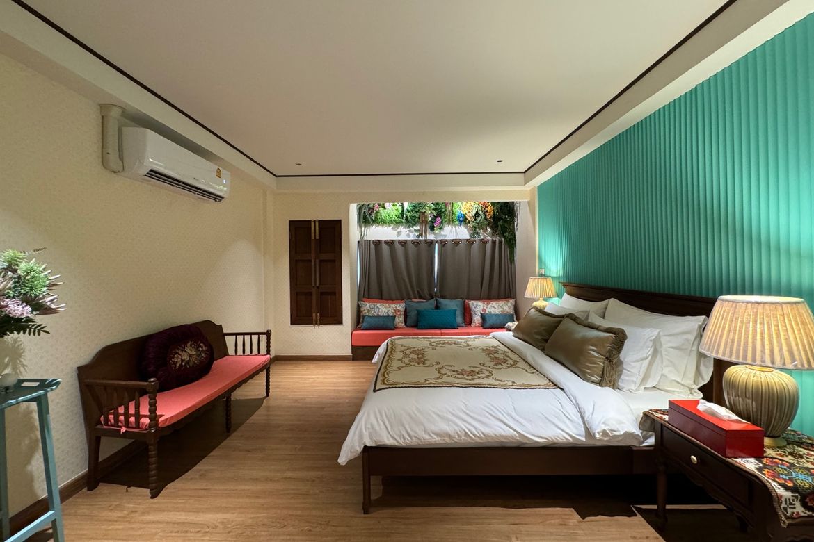 4 bed house for rent in Muang
