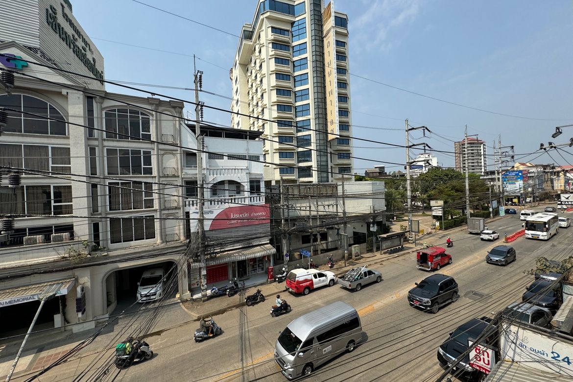 4 bed house for rent in Muang
