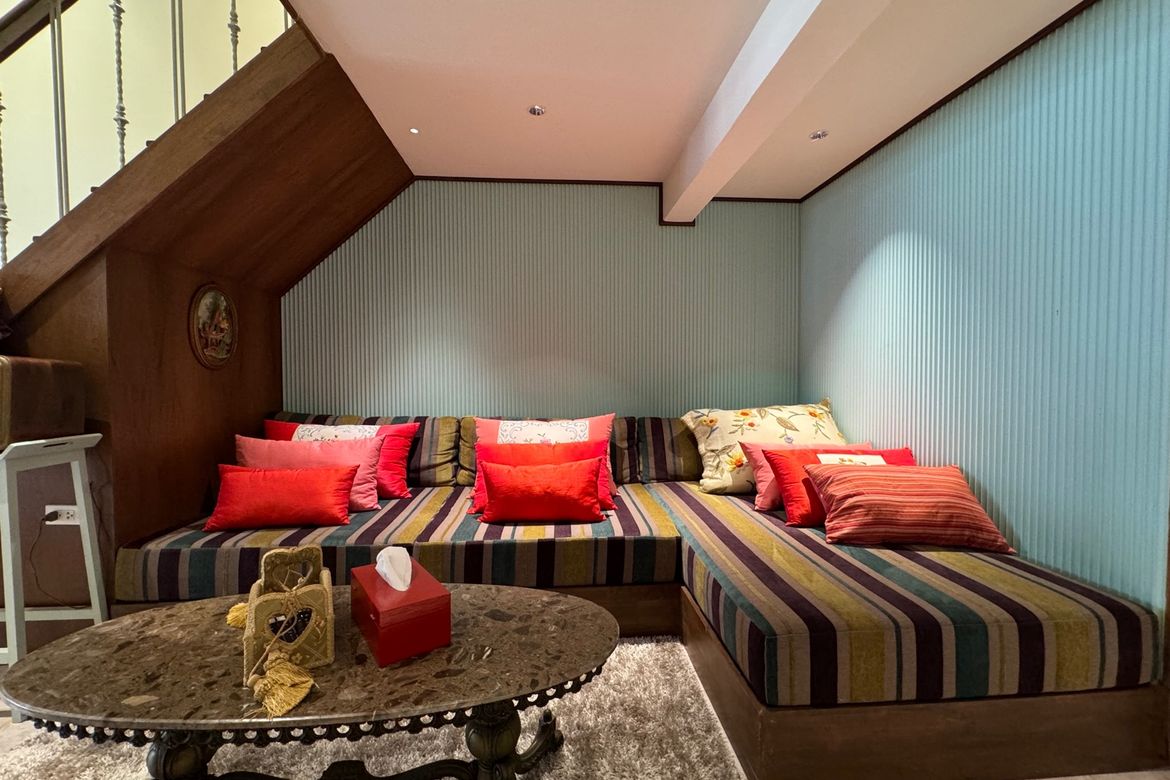 4 bed house for rent in Muang