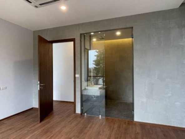 4 Bedroom Townhouse for sale-CMB-CMB04582