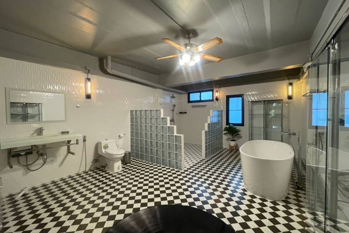 This fully furnished two bedroom