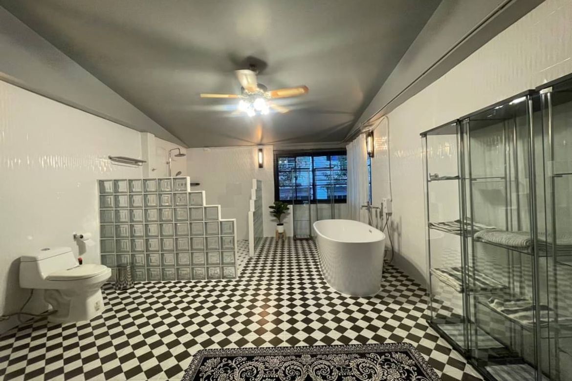 three bathroom town house has a usable area total 240 sq.m.(2