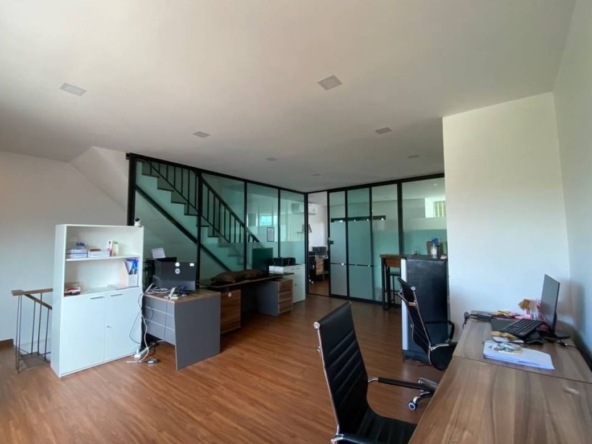 2 Bedroom Townhouse for Sale or Rent-CMB-CMB04627(