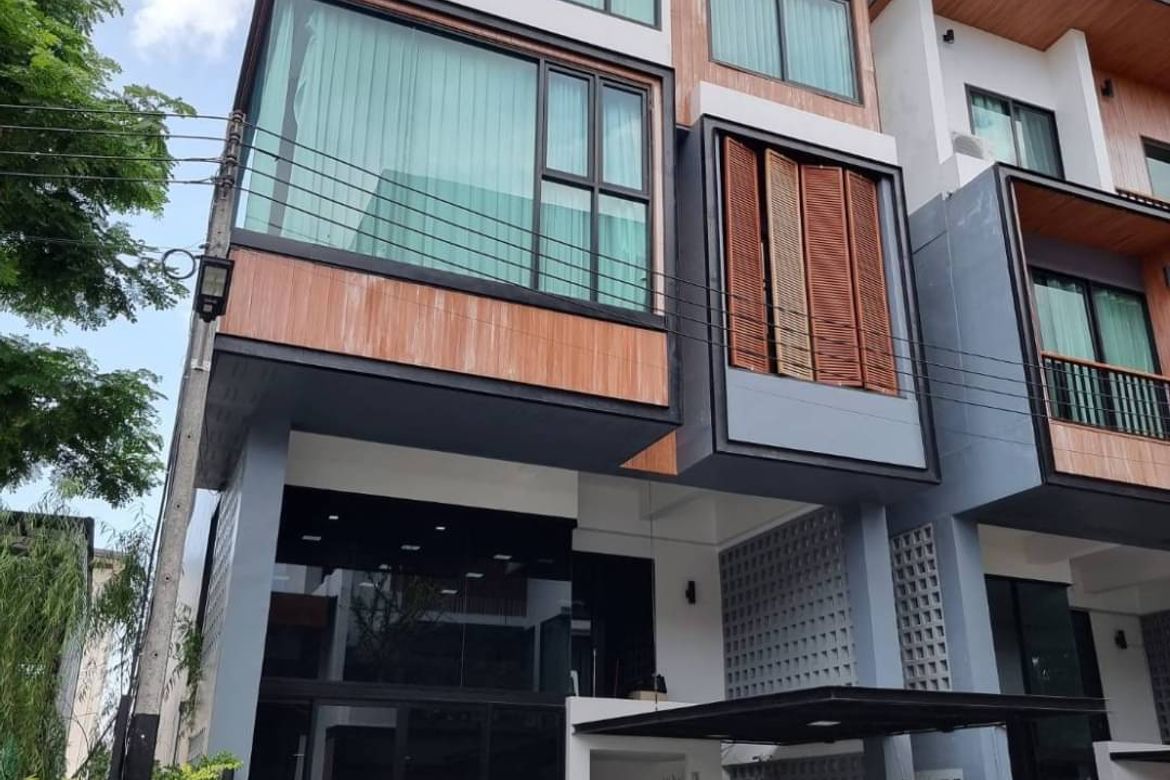 2 Bedroom Townhouse for Sale or Rent-CMB-CMB04627(