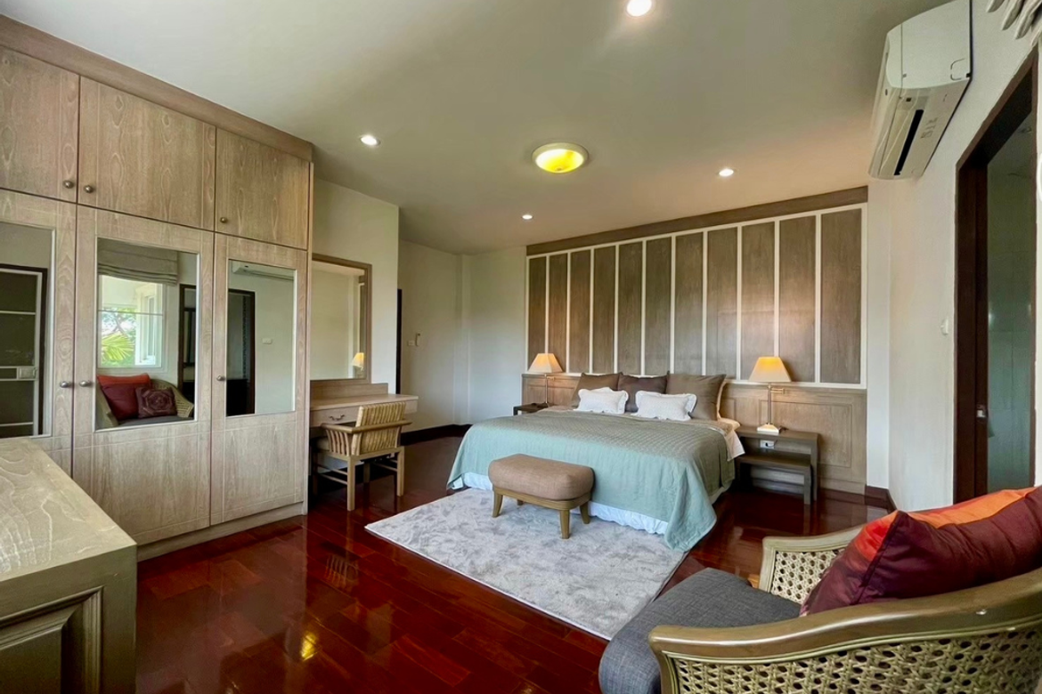 4Bedrooms