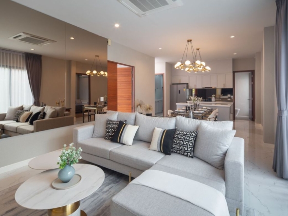 4 Bedrooms