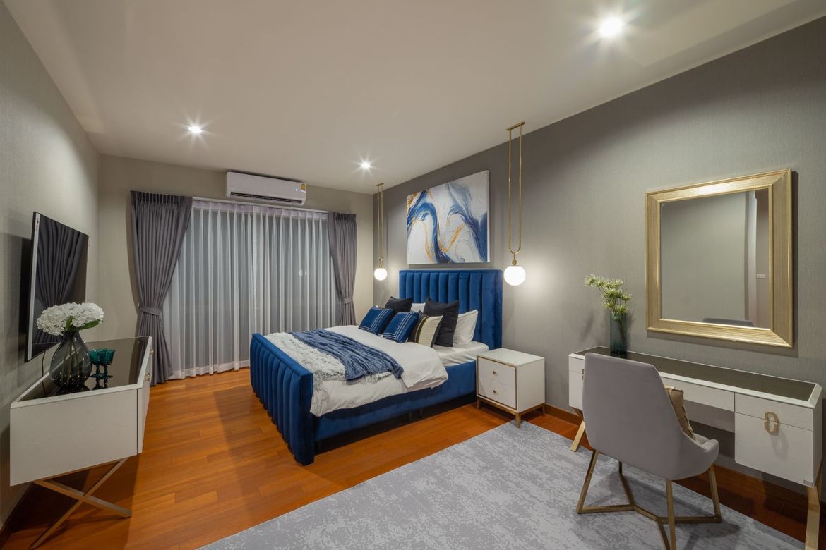 Palm Springs Privato – Hang Dong