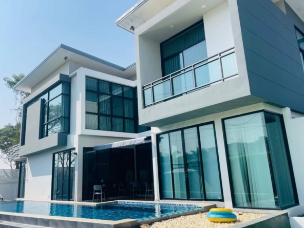 Pool Villa for Rent   Modern style