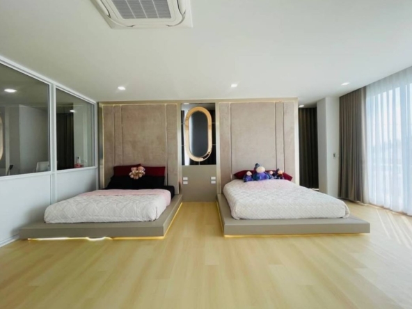 offering you true comfort and privacy with premium facilities. Suitable fo-CMB-CMB04818