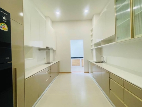 Luxury Hi-End Pool Villa  A modern luxury home near Chiang Mai city center