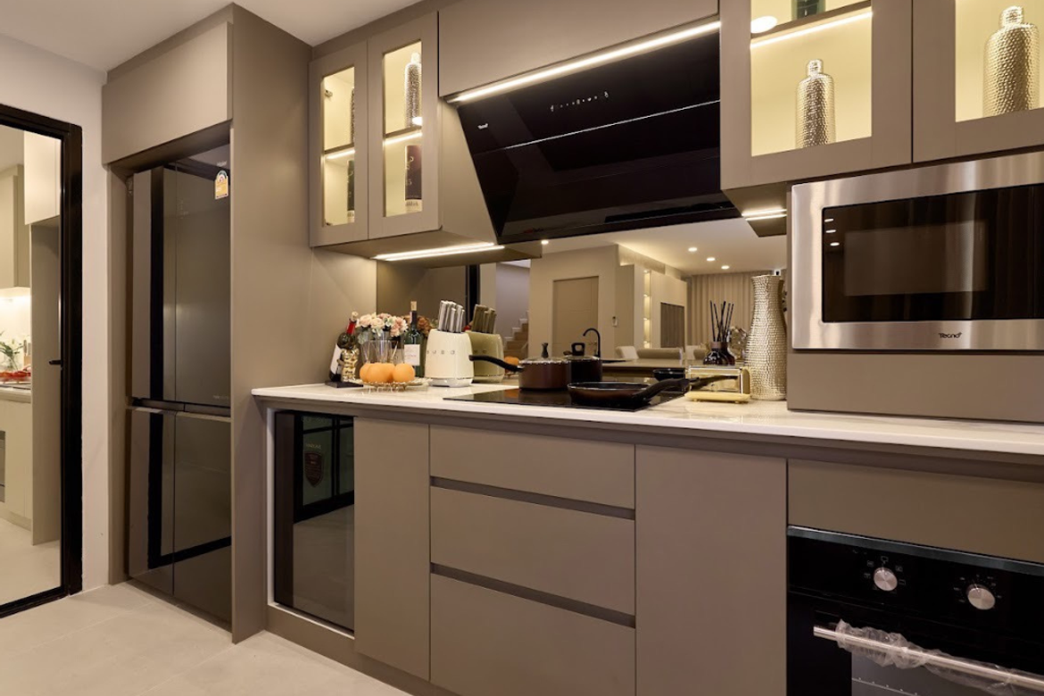 5 Bedrooms