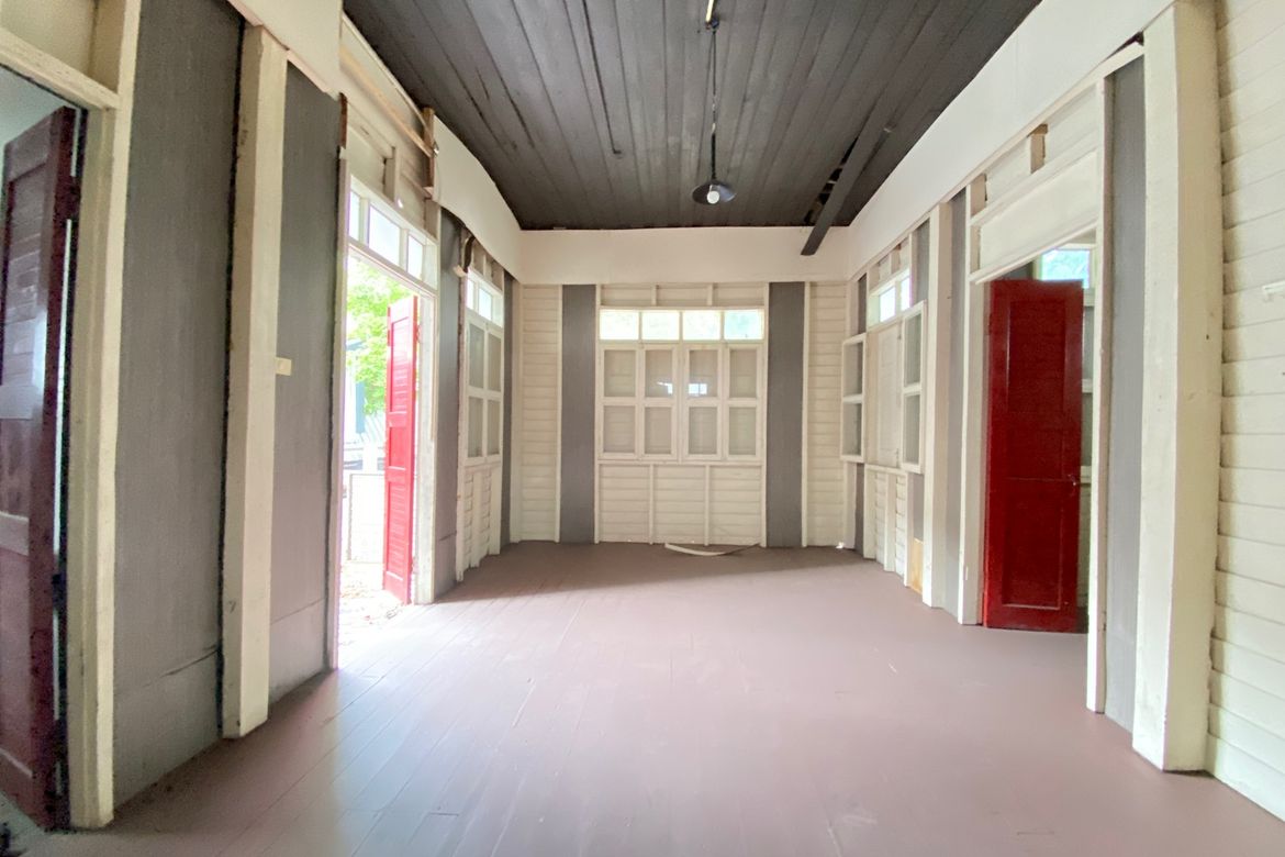 Commercial space for rent on Chang Klan Road