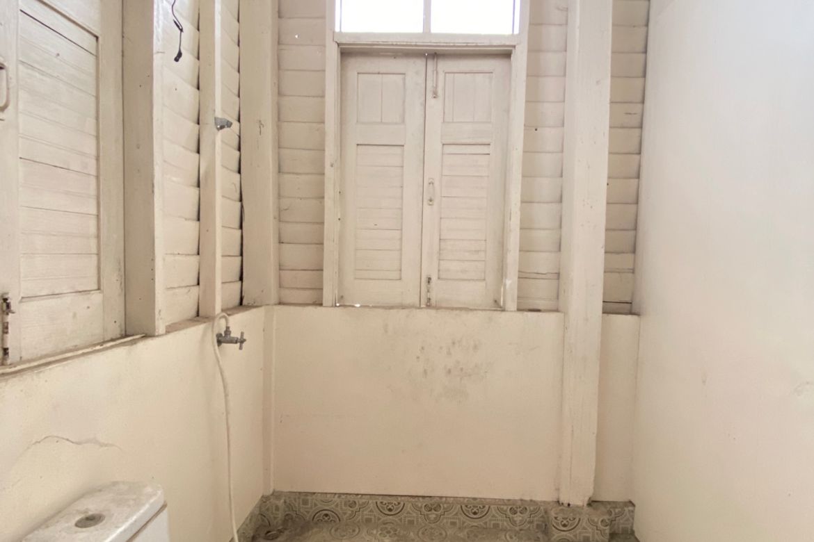 Commercial space for rent on Chang Klan Road