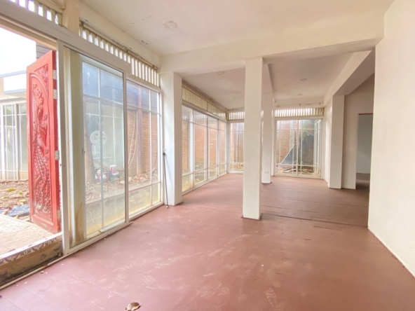 Commercial space for rent on Chang Klan Road