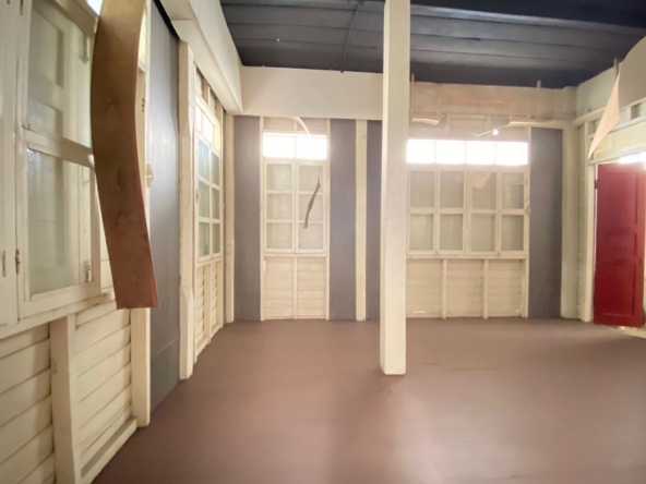 Commercial space for rent on Chang Klan Road