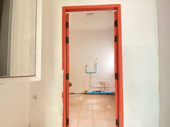 Commercial space for rent on Chang Klan Road