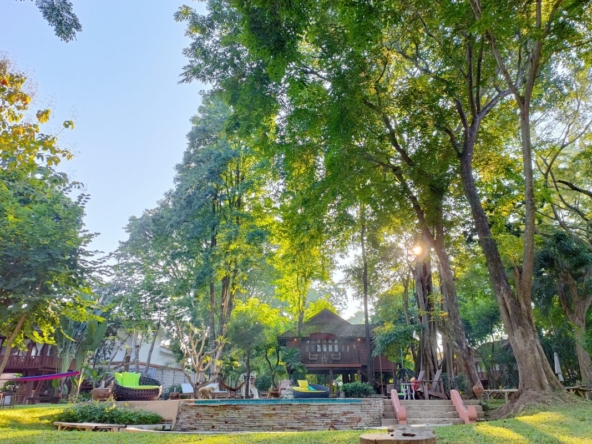Hotel for sale in San Phisuea Chiang Mai-CMP-405