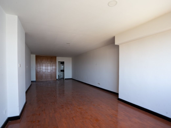 nearby Maya mall (ID:312CS)-MR-312CS