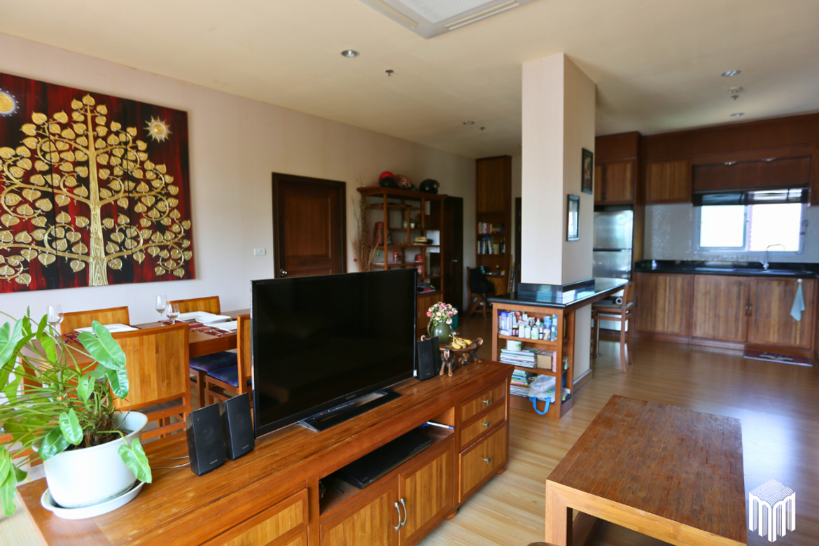 For Sale: Touch Hill Place Condo 2 Bedrooms