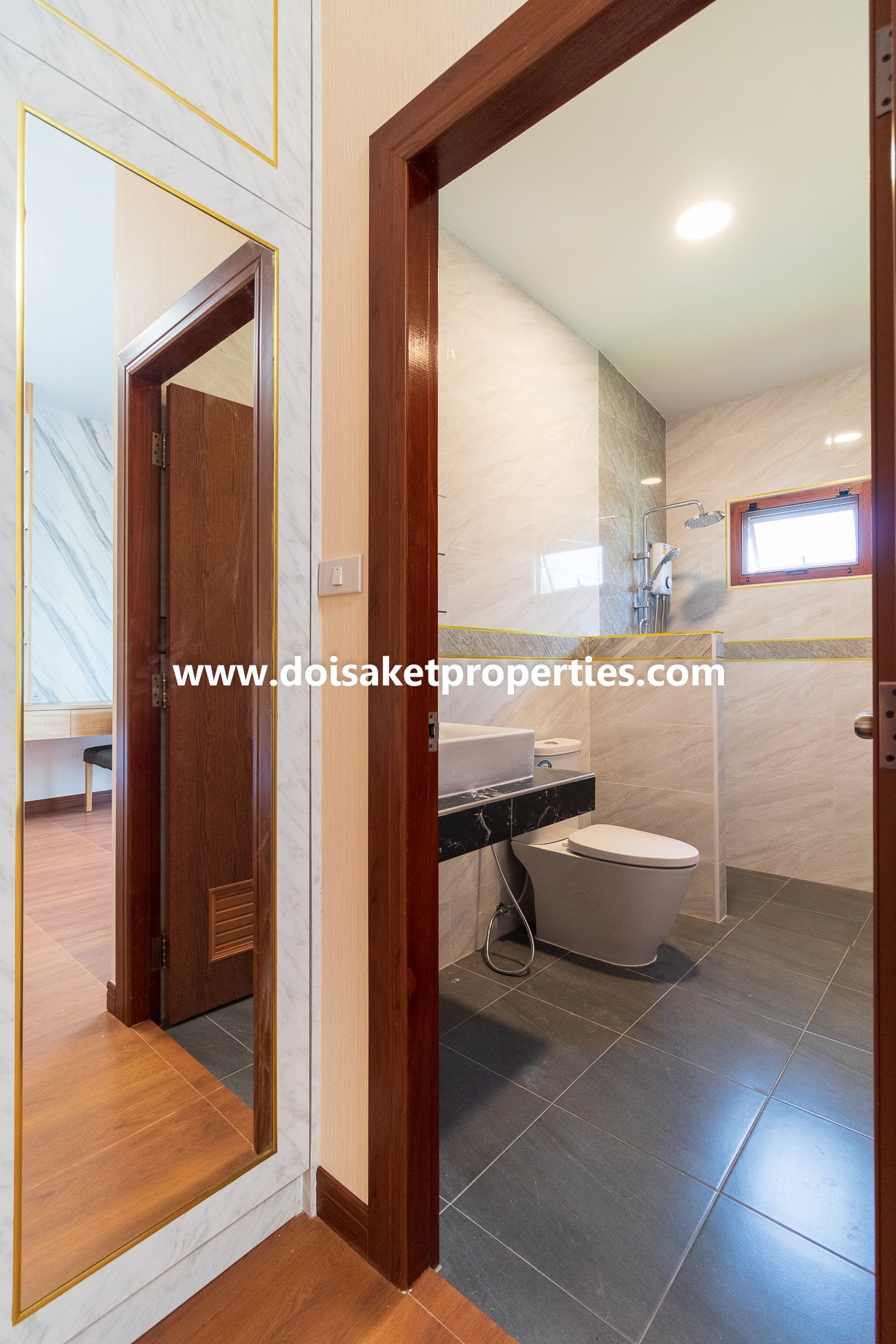 Doi Saket-DSP-(HS347-04) New Modern-Style Home with Swimming Pool and Views for Sale in Choeng Doi