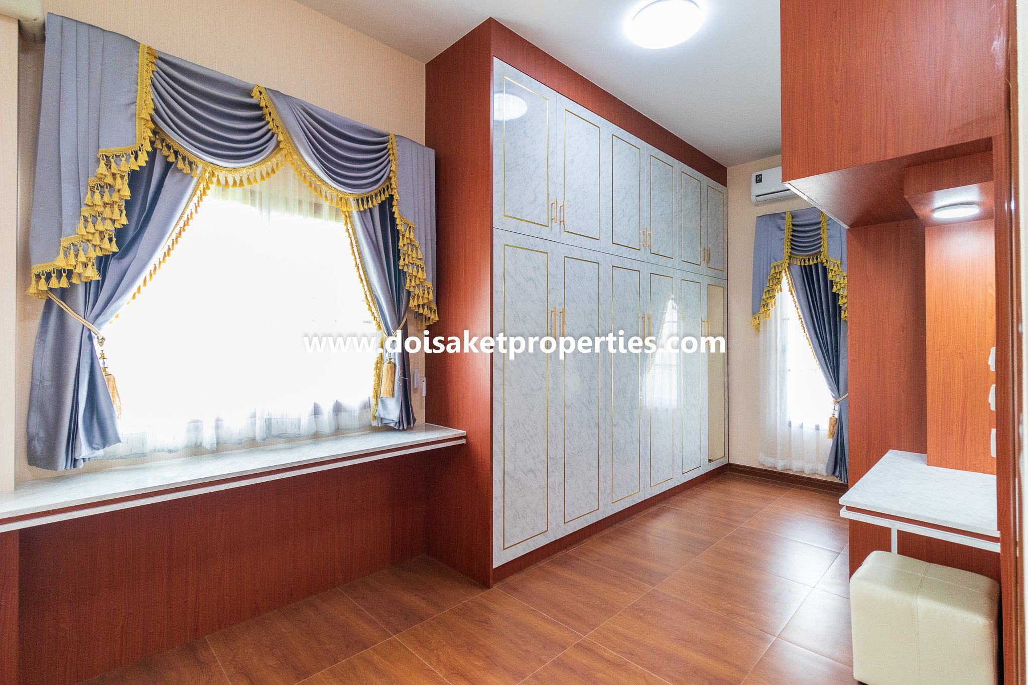 Doi Saket-DSP-(HS347-04) New Modern-Style Home with Swimming Pool and Views for Sale in Choeng Doi