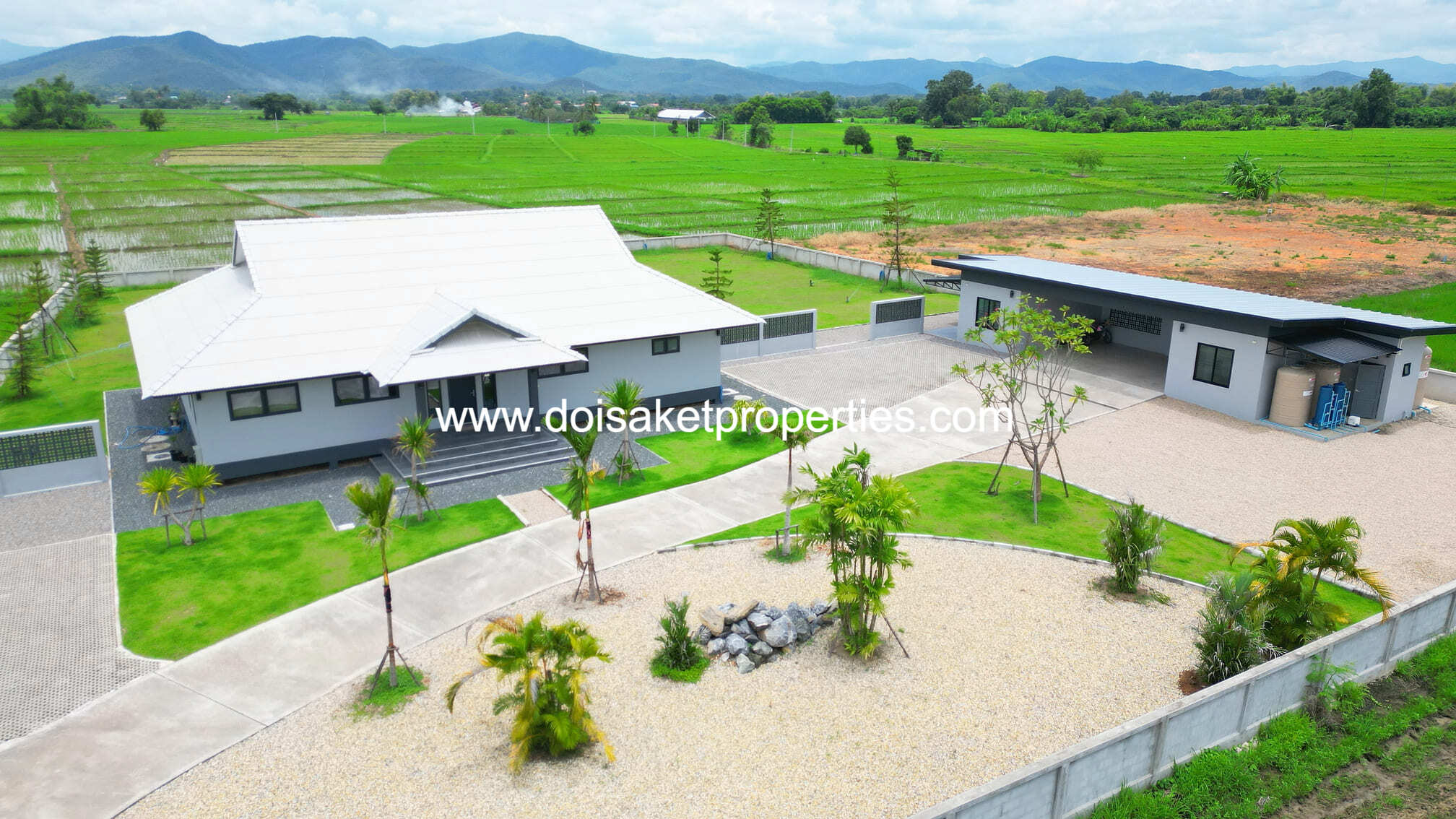 Doi Saket-DSP-(HS363-04) Beautiful 4-Bedroom Modern Home with Great Mountain Views for Sale in Pa Pong