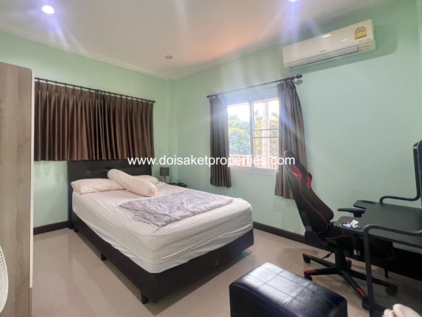 Doi Saket-DSP-(HS375-01) 1+ Rai Property on a Main Road with Many Business Opportunities for Sale in Luang Nuea