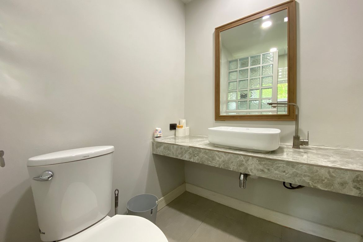 Fully Furnished Renovated Home with Pool in Namprae