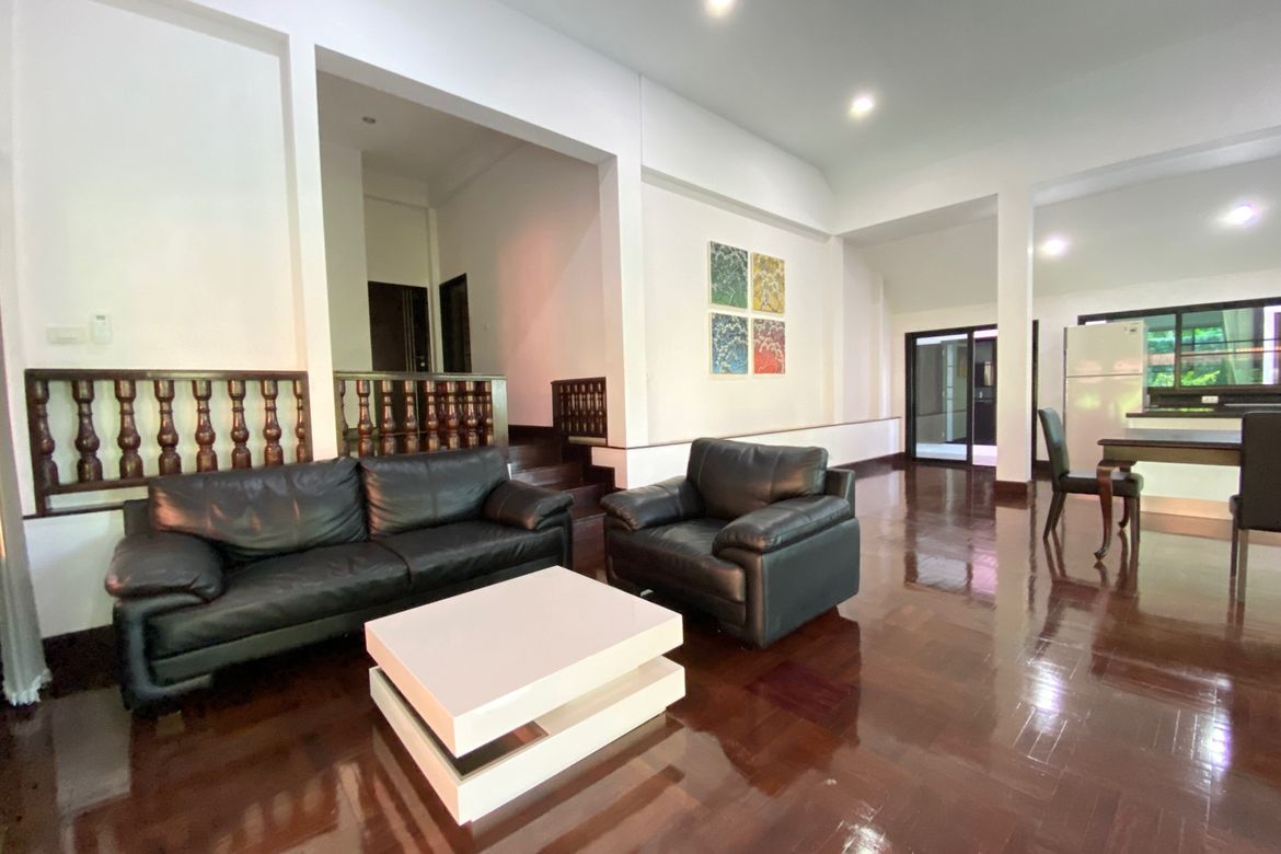 A unique house with 3 bed for rent near Chiang Mai University