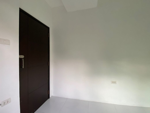 A unique house with 3 bed for rent near Chiang Mai University