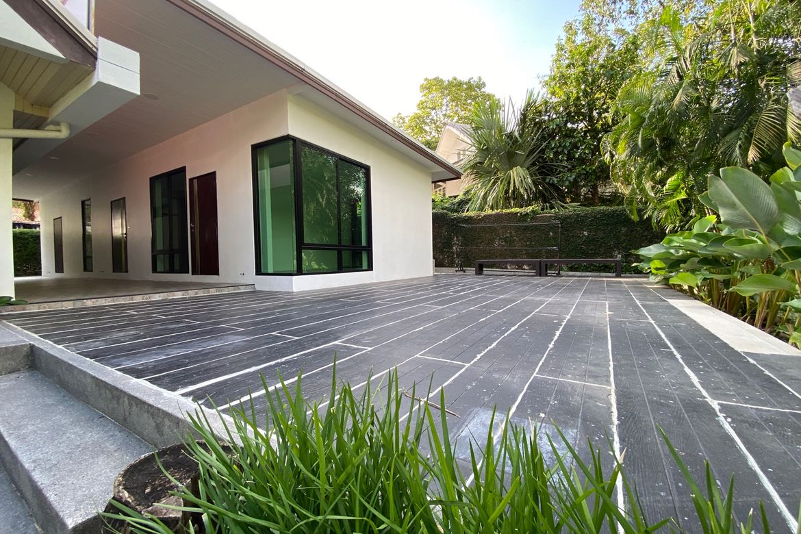 A unique house with 3 bed for rent near Chiang Mai University