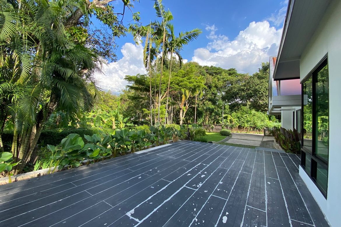 A unique house with 3 bed for rent near Chiang Mai University
