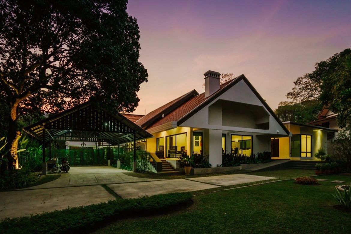 A unique house with 3 bed for rent near Chiang Mai University