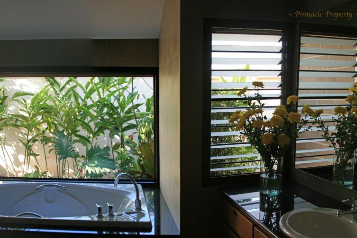 A resort style 3 bed house for rent or sale in San Sai in CM-P-PHR042