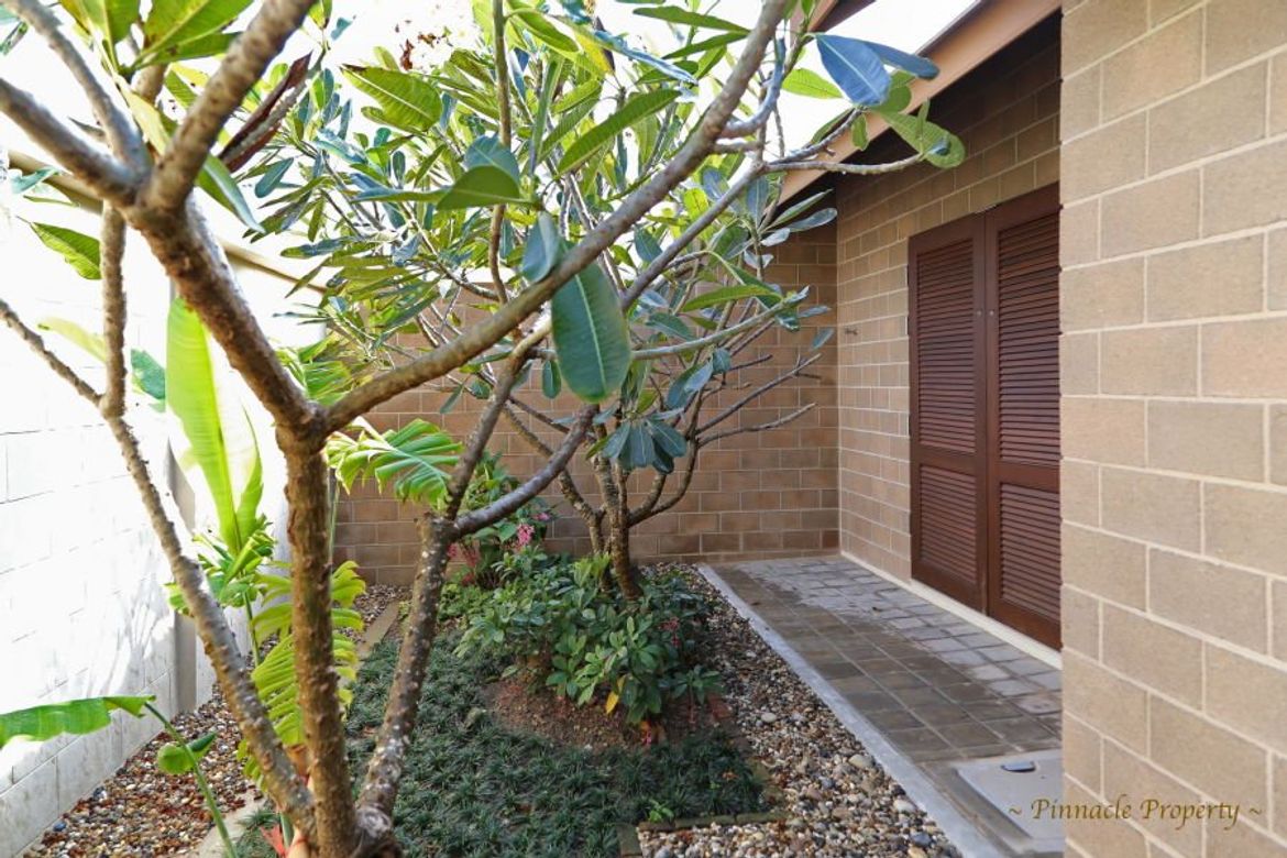 A resort style 3 bed house for rent or sale in San Sai in CM-P-PHR042