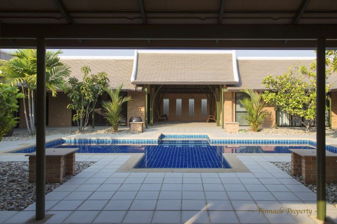 A resort style 3 bed house for rent or sale in San Sai in CM-P-PHR042