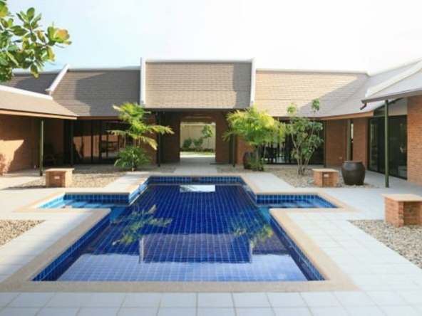 A resort style 3 bed house for rent or sale in San Sai in CM-P-PHR042