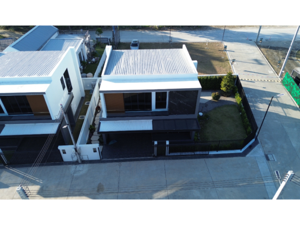 Luxury Detached House in Hang Dong